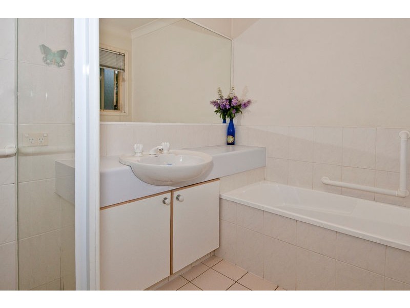2 Lansdown Road, Waterford West QLD 4133
