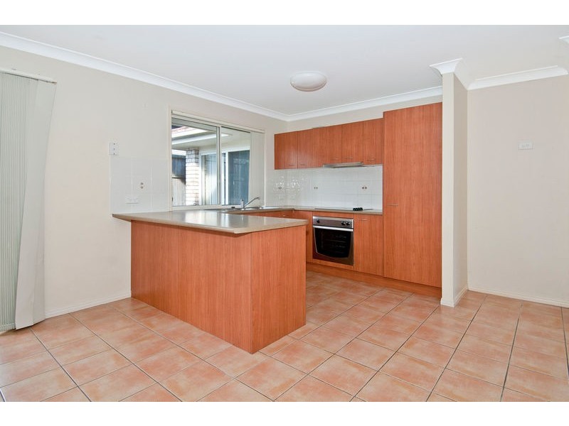 16 Rachel Drive, Crestmead QLD 4132