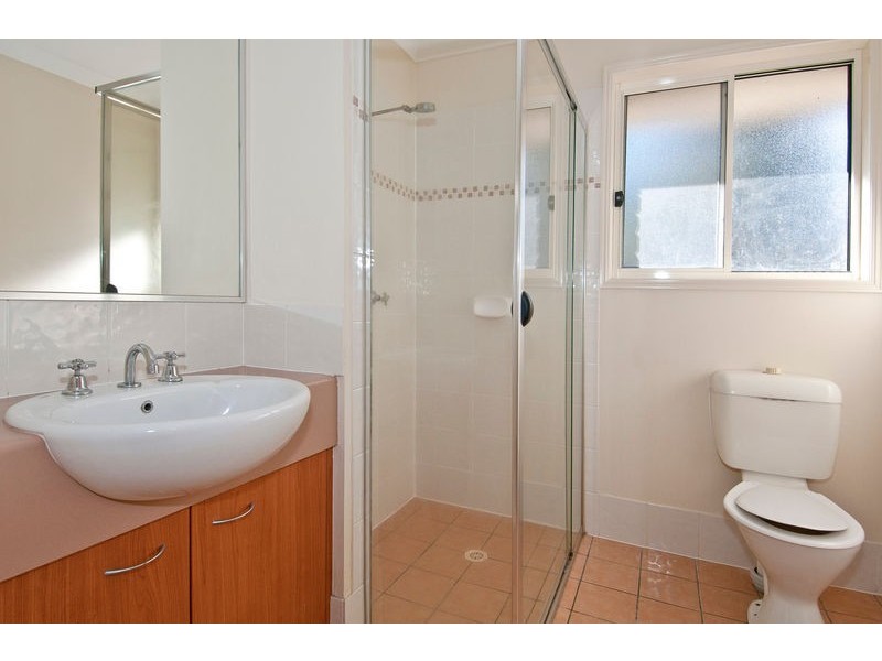16 Rachel Drive, Crestmead QLD 4132