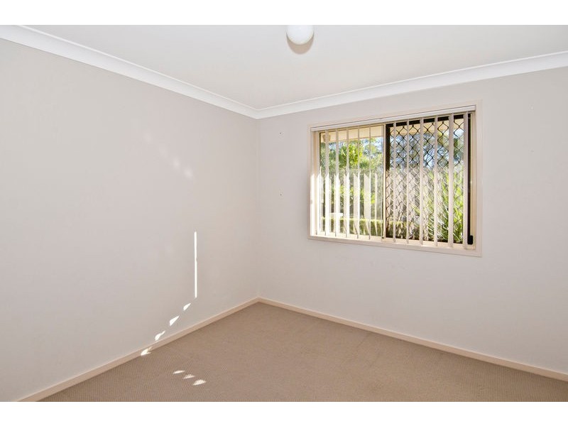 26 Pidgeon Blvd, Crestmead QLD 4132