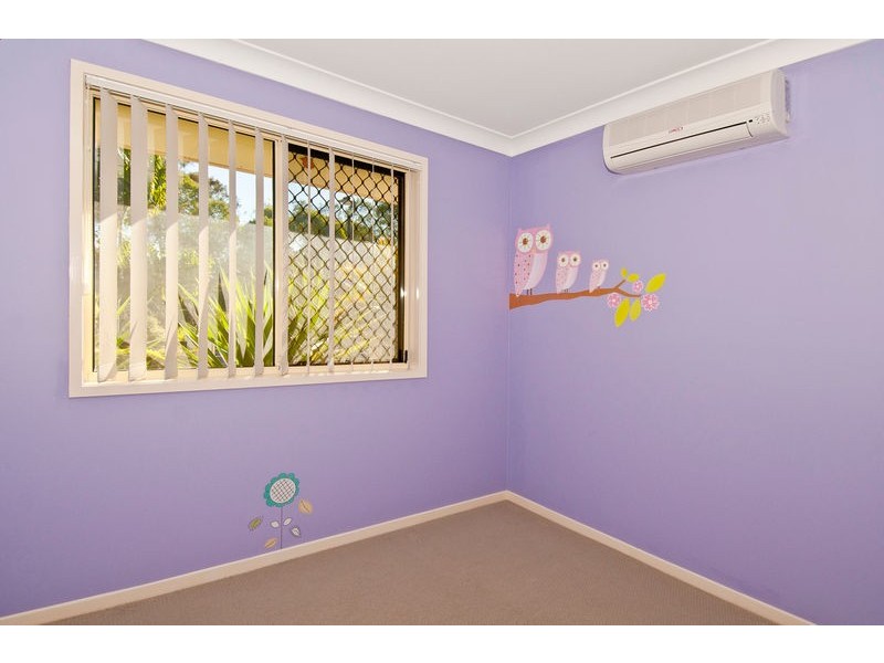 26 Pidgeon Blvd, Crestmead QLD 4132