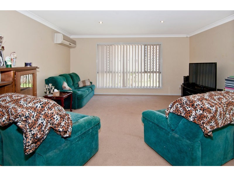 35 Kummara Road, Edens Landing QLD 4207