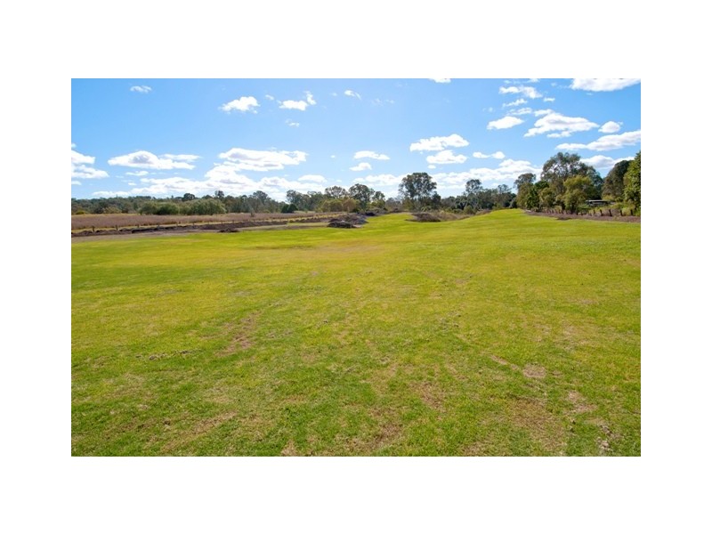 90 Henderson Street, Logan Reserve QLD 4133