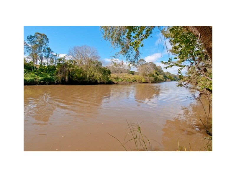 90 Henderson Street, Logan Reserve QLD 4133