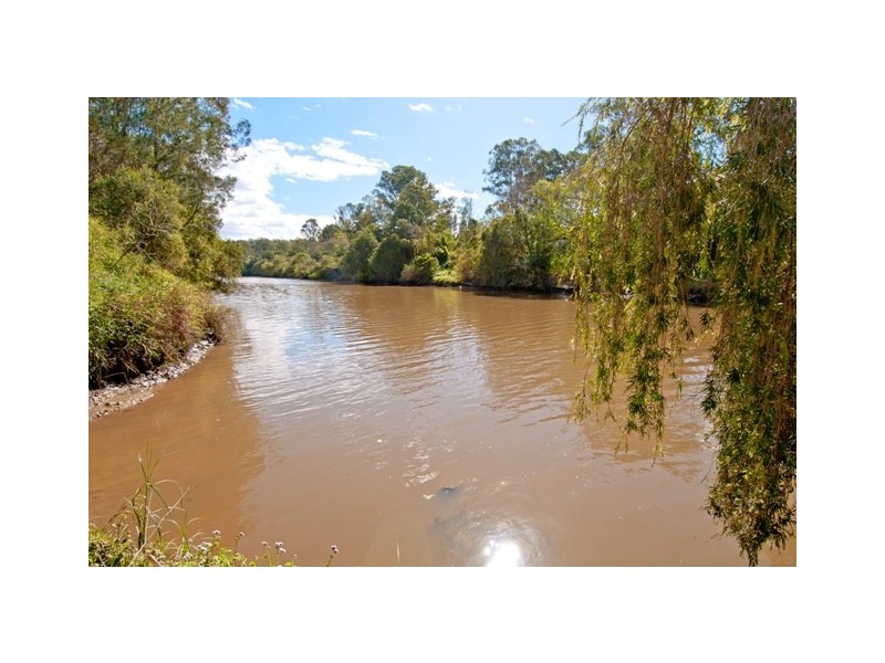 90 Henderson Street, Logan Reserve QLD 4133