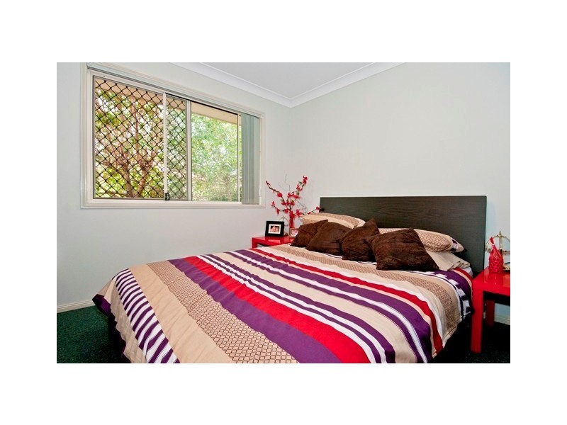 Crestmead QLD 4132
