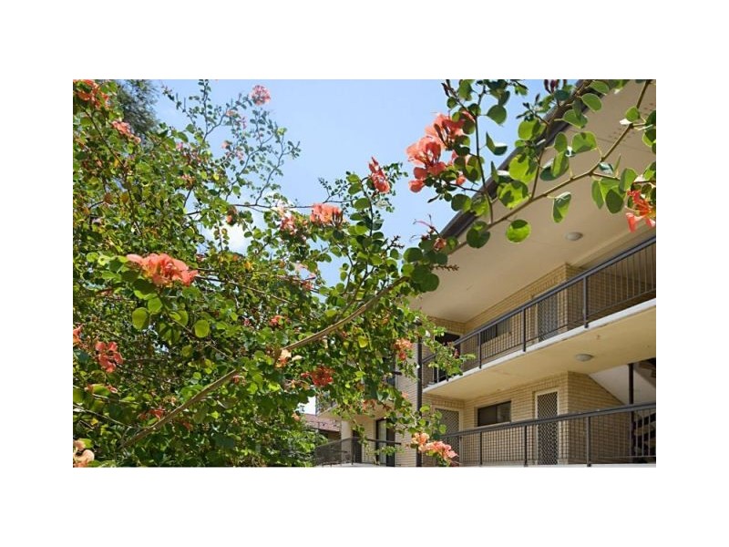 10/8 Prince Street, Logan Central QLD 4114