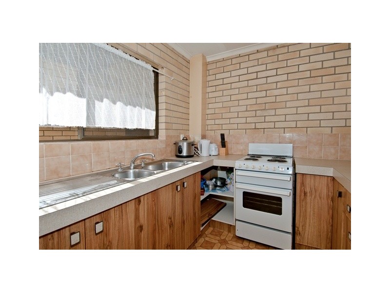 10/8 Prince Street, Logan Central QLD 4114