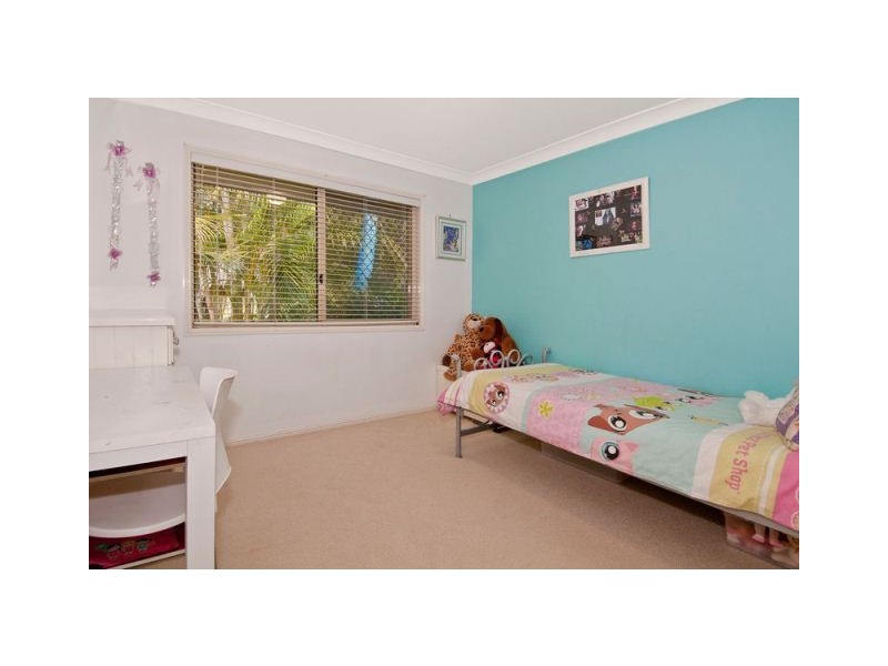 3 Hochtief Ct, Edens Landing QLD 4207