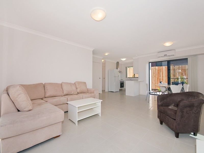 698-700 Kingston Road, Loganlea QLD 4131