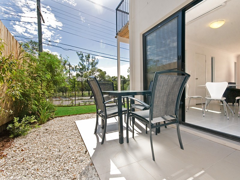 698-700 Kingston Road, Loganlea QLD 4131