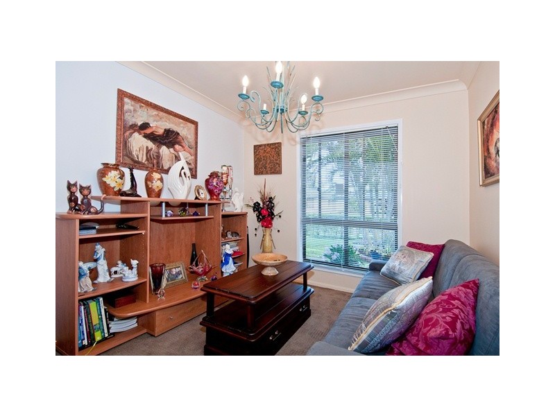 6 Aegean St, Waterford West QLD 4133