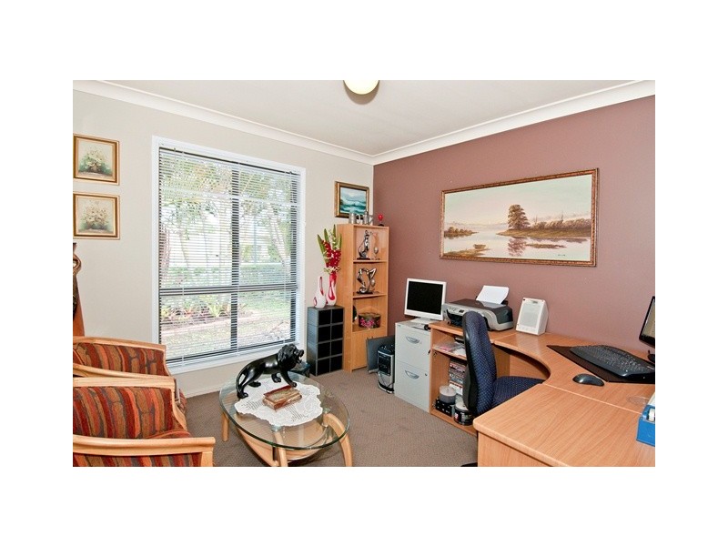 6 Aegean St, Waterford West QLD 4133