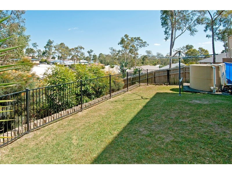 34 Carnarvon Cres, Waterford QLD 4133