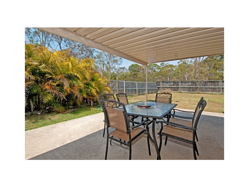 39 Paddies Cres, Crestmead QLD 4132