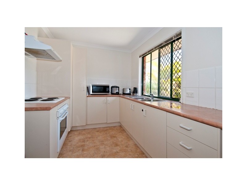 39 Paddies Cres, Crestmead QLD 4132