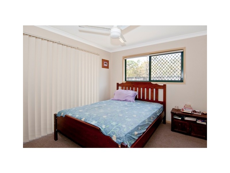 39 Paddies Cres, Crestmead QLD 4132