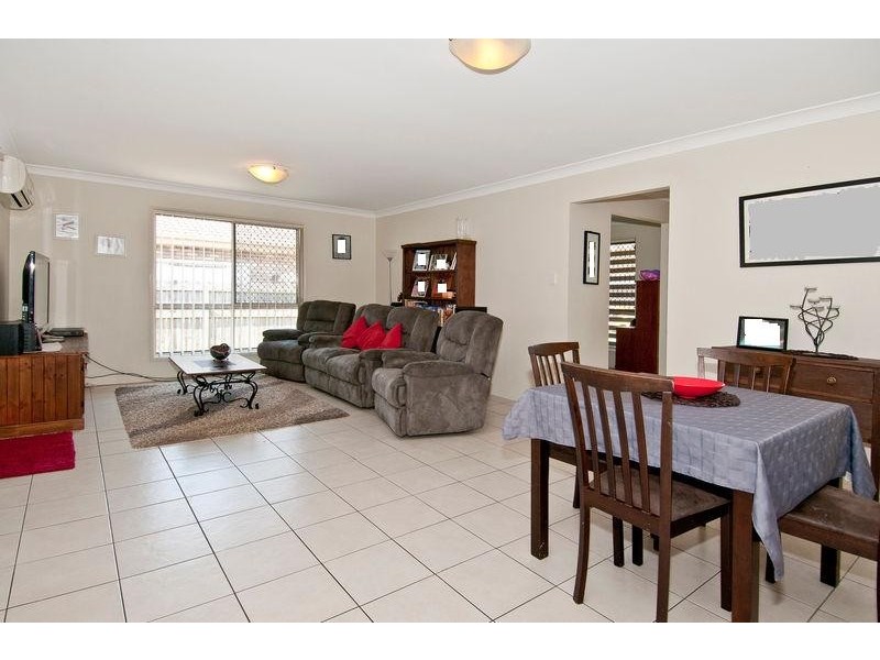 7 Lifestyle Close, Waterford West QLD 4133