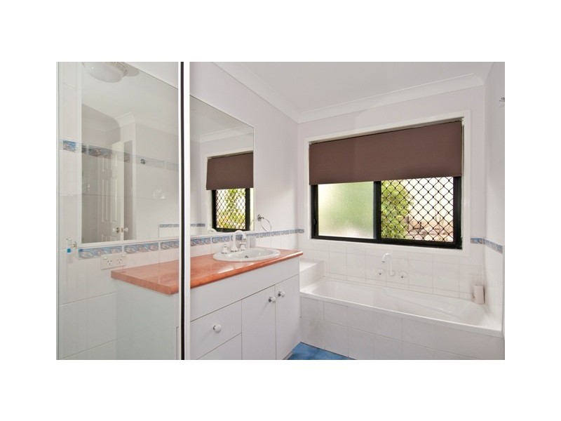 2 Ninky Ct, Waterford QLD 4133
