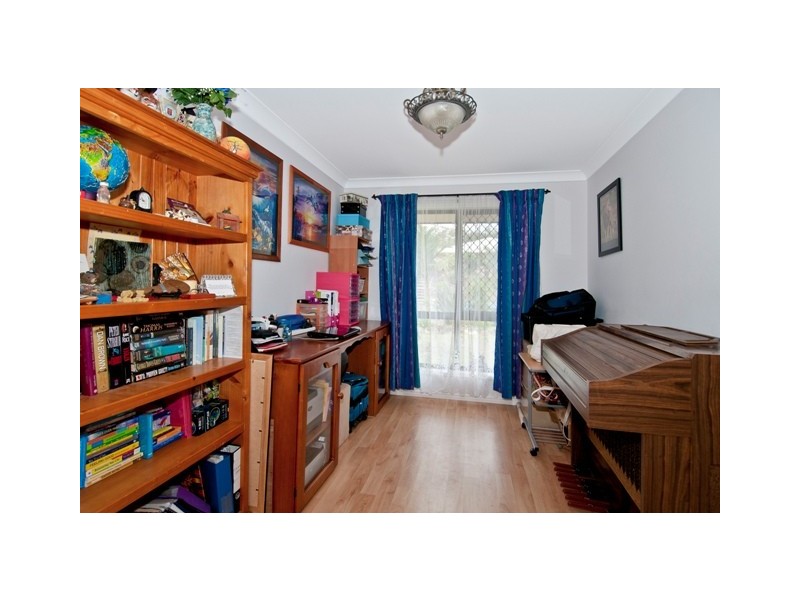 2 Ninky Ct, Waterford QLD 4133