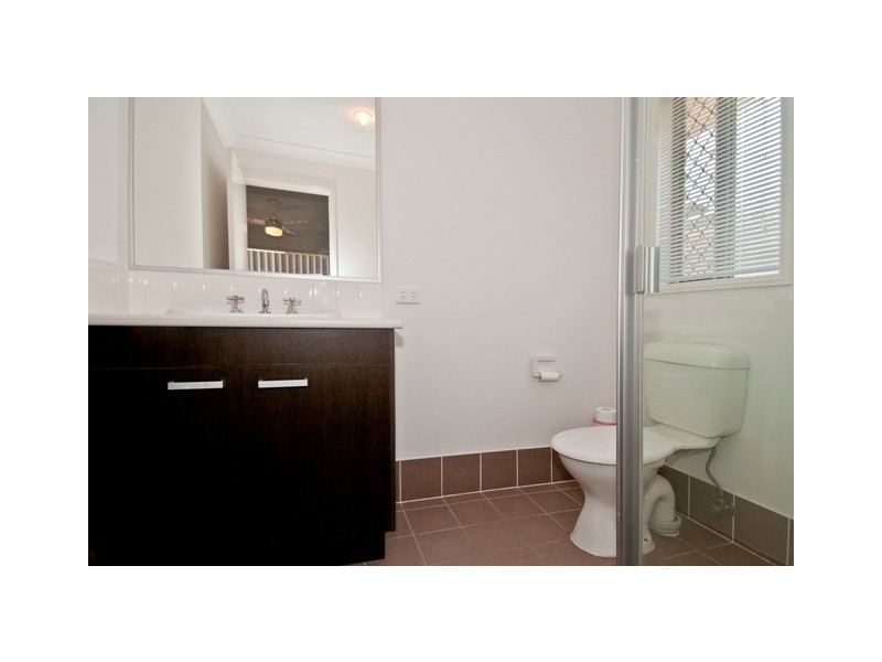 61 Lakeview Dr, Logan Reserve QLD 4133