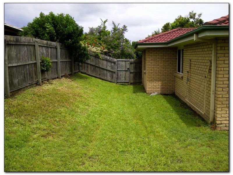 14 Carlton Close, Bethania QLD 4205