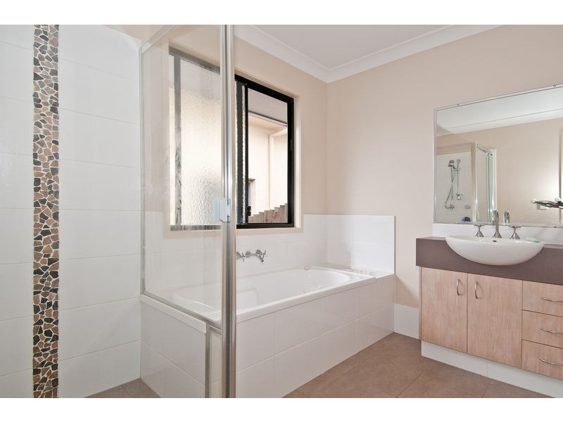 7 Girraween Place, Waterford QLD 4133