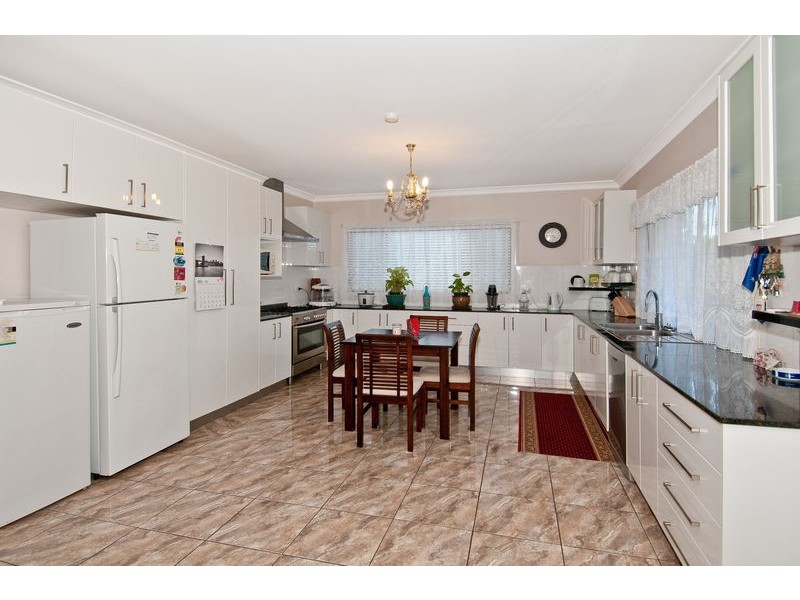 63 Katrina Crescent, Waterford West QLD 4133