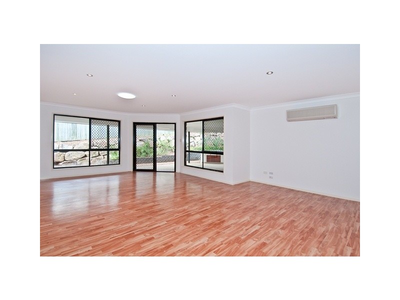 2 Barber Court, Waterford QLD 4133