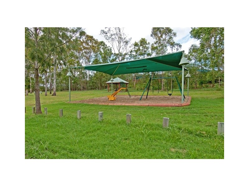 2 Barber Court, Waterford QLD 4133