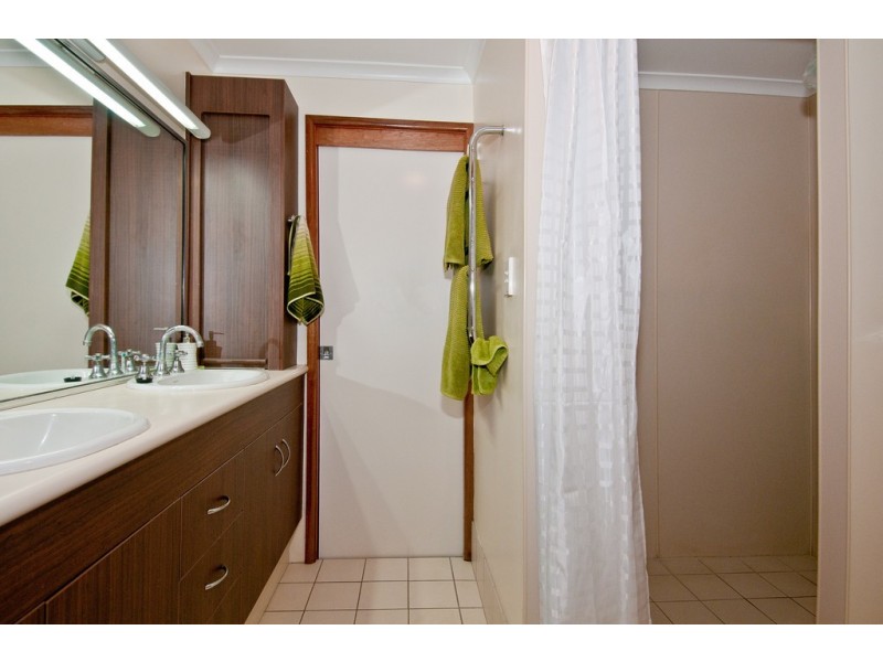 56 Majella Cres, Bahrs Scrub QLD 4207