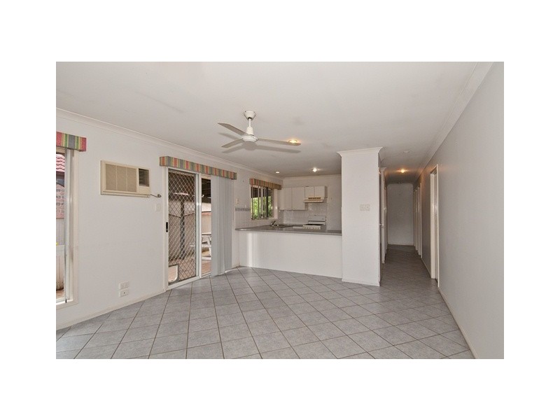 42 Lansdown Rd, Waterford West QLD 4133
