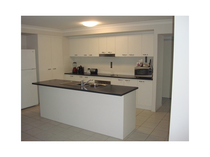50 Griffen Place, Crestmead QLD 4132