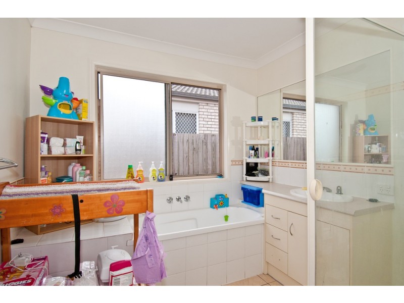 Logan Reserve QLD 4133