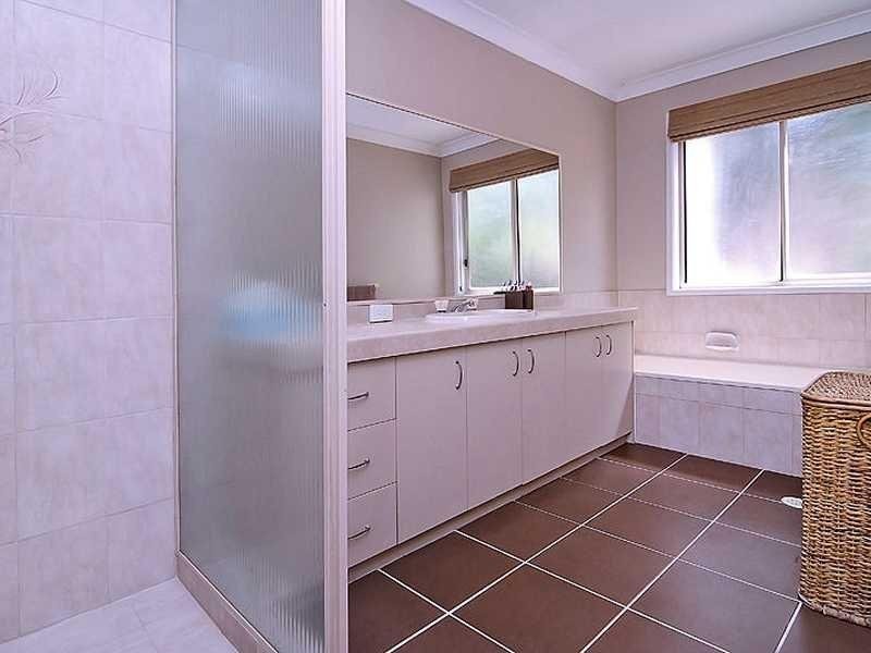 20 Roebourne Ct, Shailer Park QLD 4128
