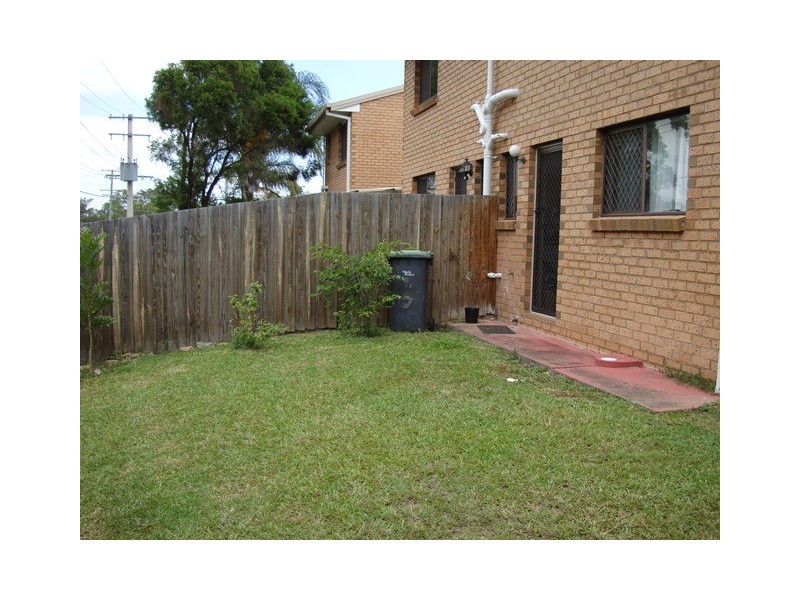 6/2 Cognac Court, Kingston QLD 4114