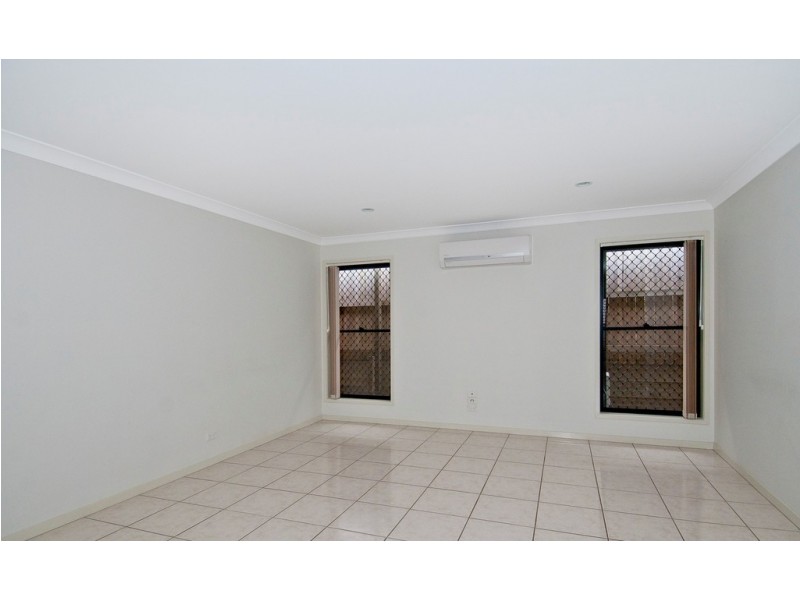 96 Outlook Drive, Waterford QLD 4133