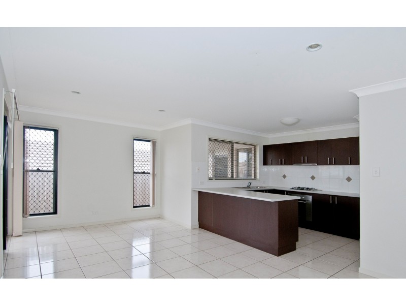 96 Outlook Drive, Waterford QLD 4133