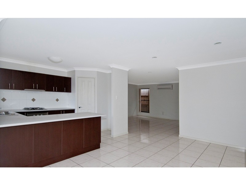 96 Outlook Drive, Waterford QLD 4133