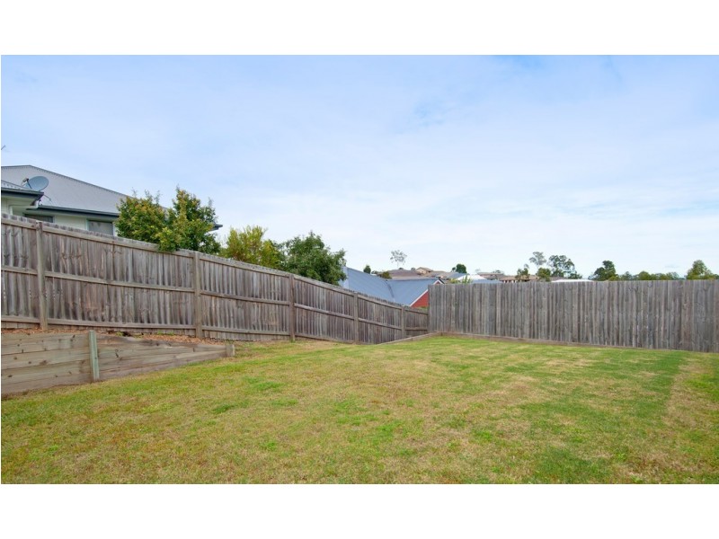 96 Outlook Drive, Waterford QLD 4133