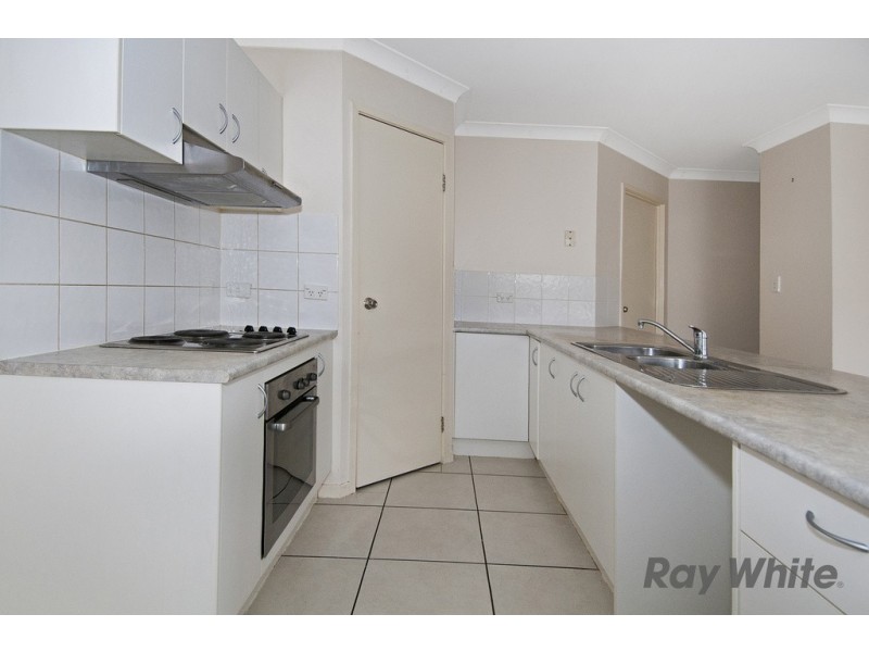 8 Rasmussen Avenue, Marsden QLD 4132