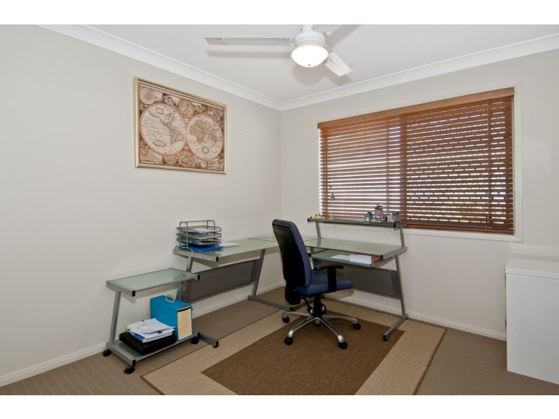 16 Kondalilla Terrace, Waterford QLD 4133