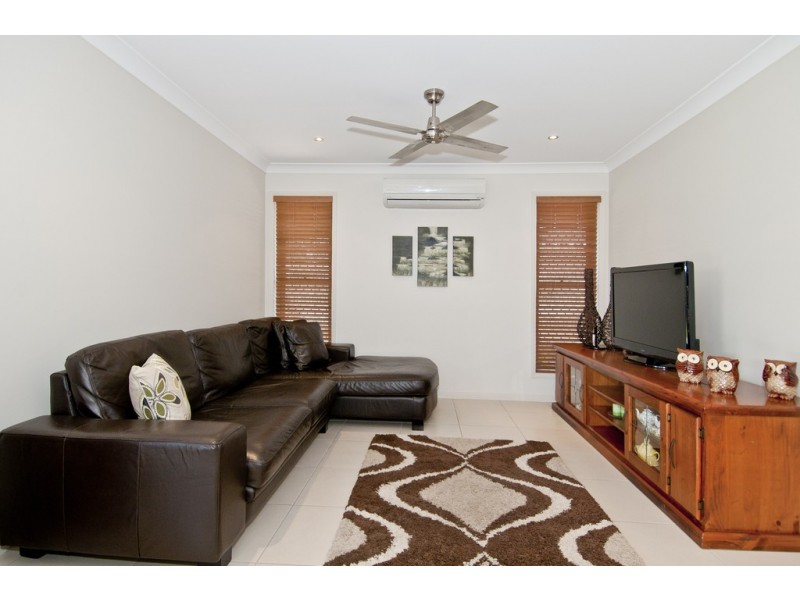 16 Kondalilla Terrace, Waterford QLD 4133