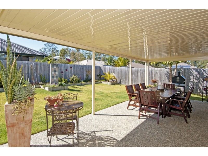 16 Kondalilla Terrace, Waterford QLD 4133