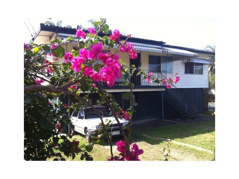 1 Ewinga Street, Kingston QLD 4114