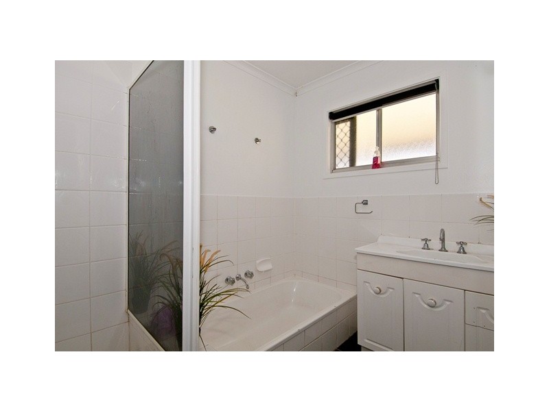 6 Ouella Street, Marsden QLD 4132