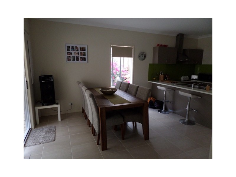 10 Willandra Crescent, Waterford QLD 4133