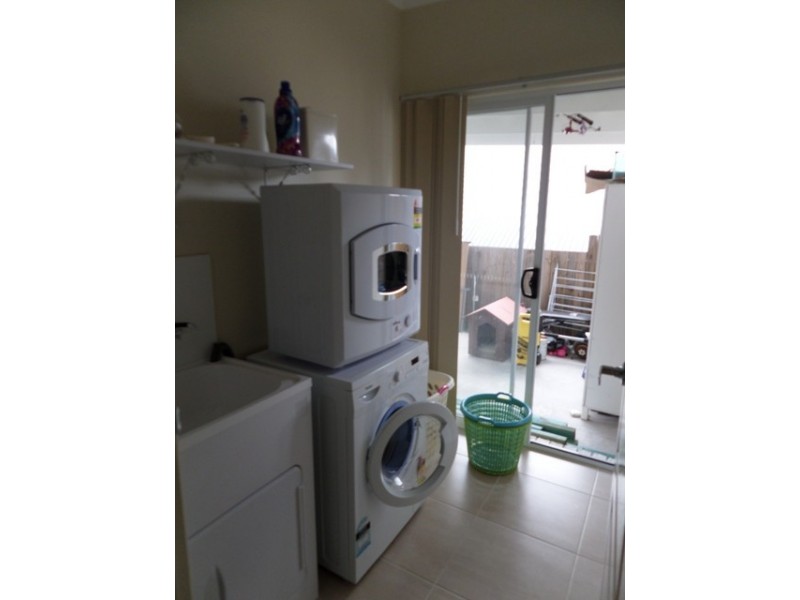 10 Willandra Crescent, Waterford QLD 4133