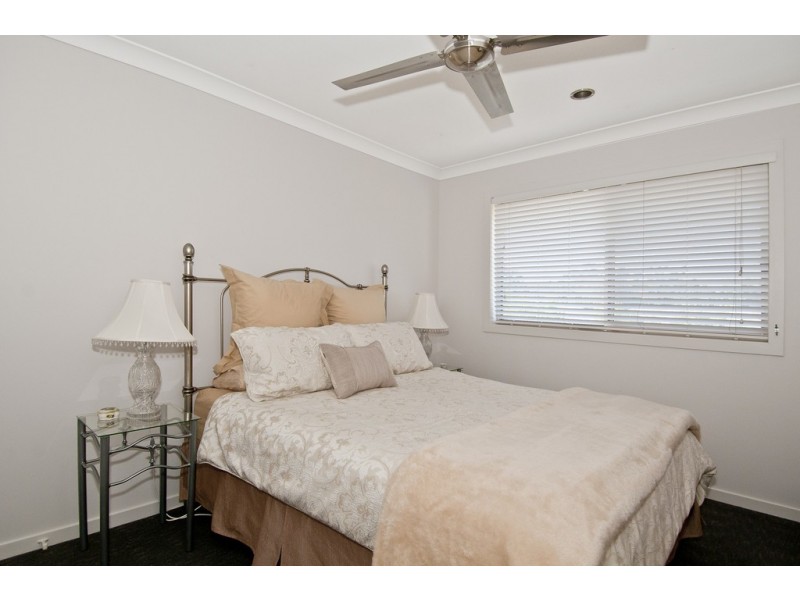 49 Long Island Drive, Windaroo QLD 4207