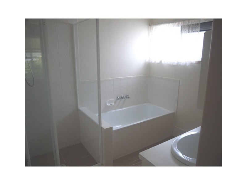 9 Rustic Court, Bethania QLD 4205